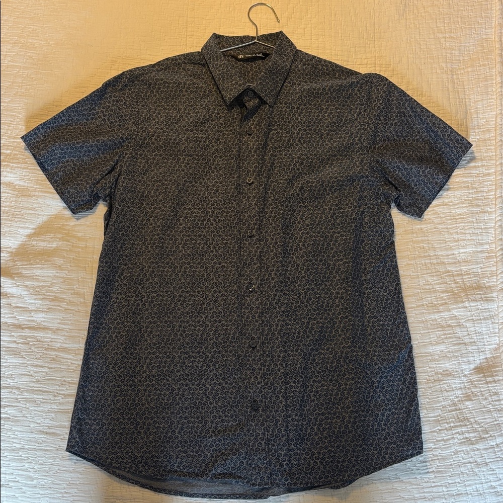 Men's Travis Mathew’s short sleeve button up